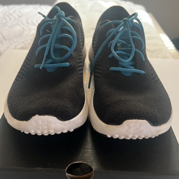 Women’s Under Armour UA W Micro G Speed Swift 2. Size 7. Excellent condition! - Picture 4 of 5